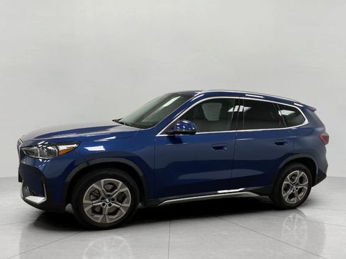 Certified 2025 BMW X1 xDrive28i image 8