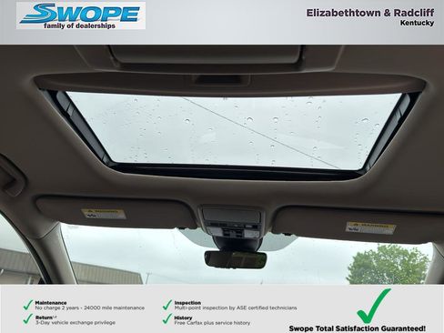 Used 2024 Honda Odyssey Touring image 17