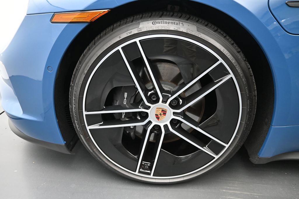 Certified 2026 Porsche Taycan RWD image 9