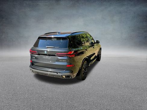 Used 2026 BMW X5 xDrive50e w/ M Sport Package AWD/4WD image 10