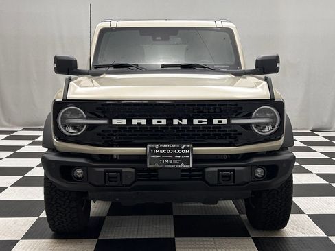 Used 2025 Ford Bronco Badlands AWD/4WD image 3