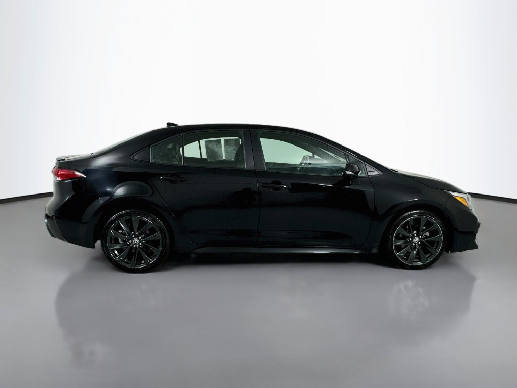 Used 2024 Toyota Corolla XSE FWD image 9