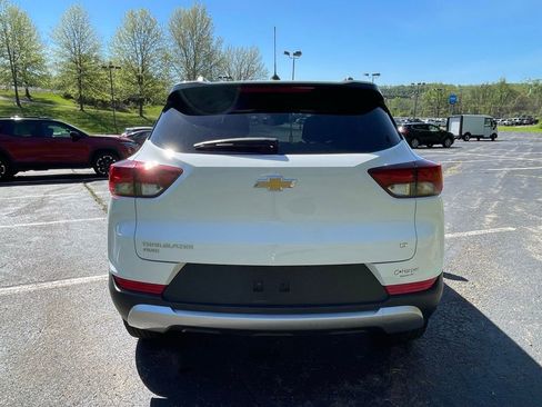 Certified 2023 Chevrolet TrailBlazer LT w/ Convenience Package AWD/4WD image 4