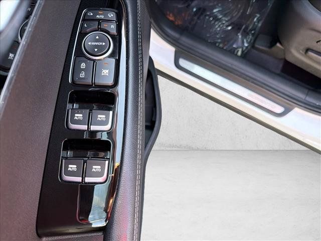 Used 2020 Kia Sorento SX AWD/4WD image 11