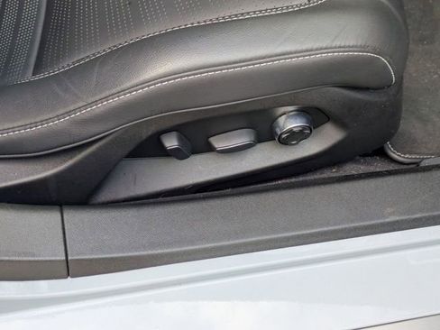 Certified 2021 Chevrolet Corvette Stingray w/ Z51 Performance Package image 35