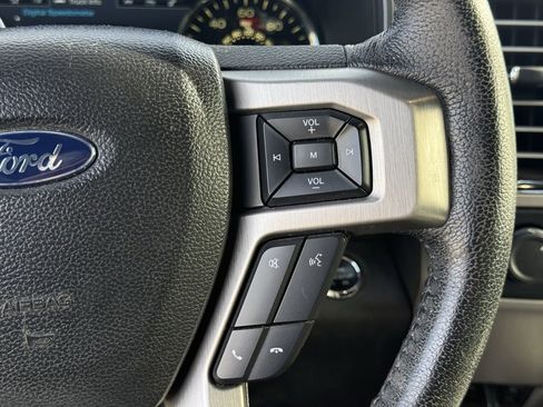 Used 2015 Ford F150 Platinum image 16