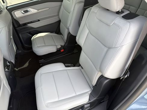 New 2026 Ford Explorer Active image 17