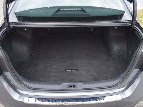 Used 2022 Nissan Altima 2.5 SV FWD image 44
