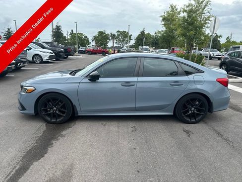 Used 2023 Honda Civic Sport image 2