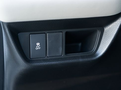 Used 2026 Honda HR-V EX-L image 42