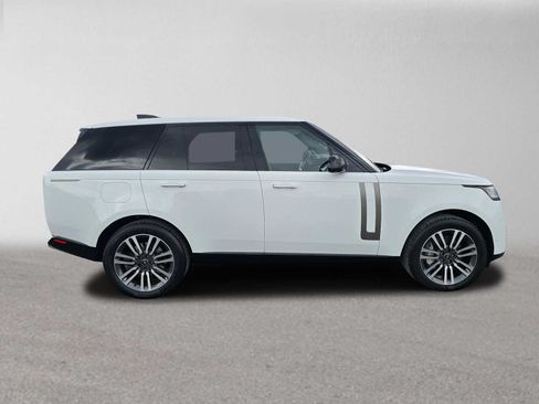 Used 2023 Land Rover Range Rover SE AWD/4WD image 2