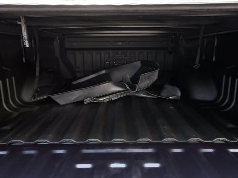 Used 2018 Chevrolet Colorado Z71 w/ Centennial Edition AWD/4WD image 44