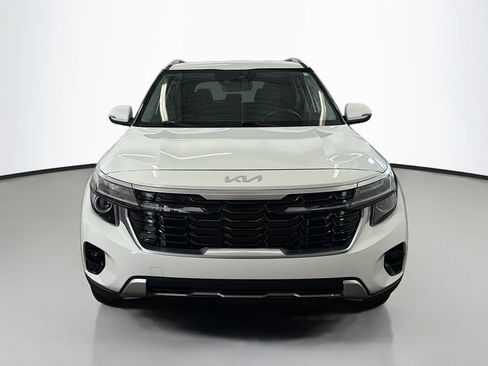 Used 2024 Kia Seltos S AWD/4WD image 2