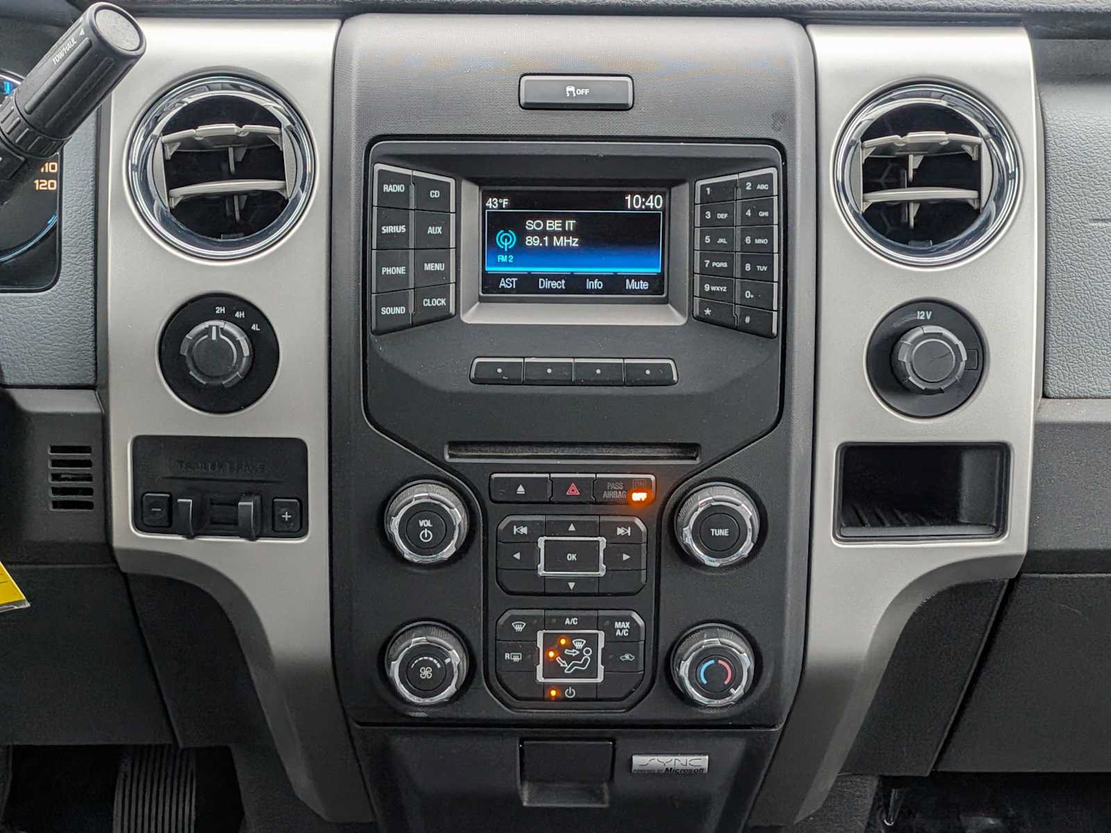 Used 2014 Ford F150 XLT w/ Equipment Group 302A Luxury AWD/4WD image 23