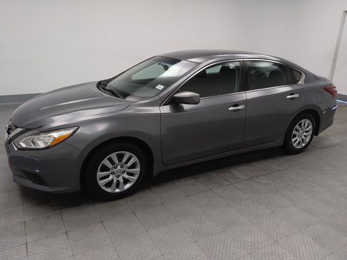 Used 2018 Nissan Altima 2.5 S w/ S Convenience Package image 2