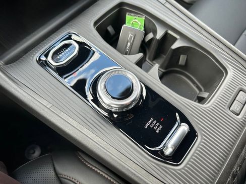 New 2026 Jeep Cherokee Limited image 13