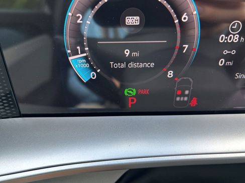 New 2026 Volkswagen Tiguan SE R-Line AWD/4WD image 26