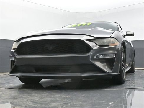 Used 2020 Ford Mustang Premium image 35