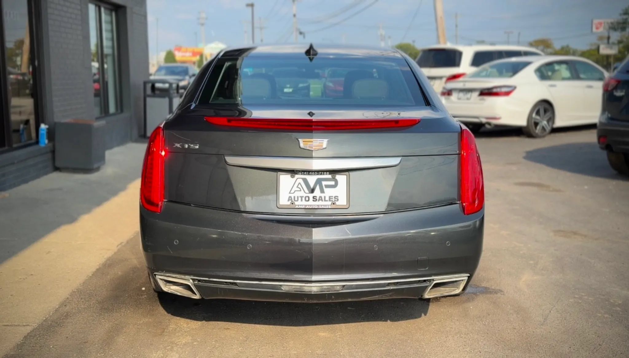 Used 2015 Cadillac XTS Luxury AWD/4WD image 3