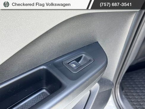Used 2022 Volkswagen Taos S AWD/4WD image 25