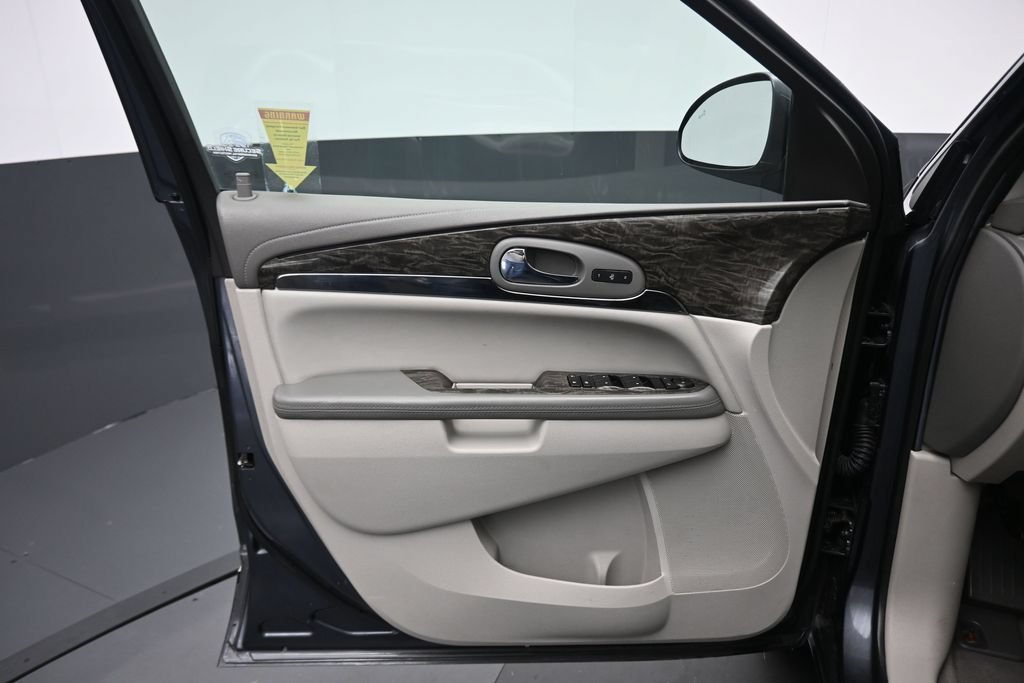 Used 2014 Buick Enclave Leather FWD image 9