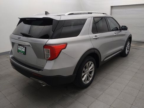 Used 2021 Ford Explorer Limited w/ Equipment Group 301A AWD/4WD image 9