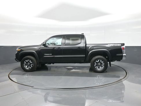 Used 2023 Toyota Tacoma TRD Off-Road image 4