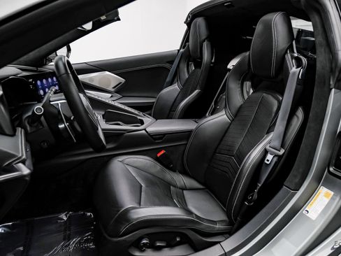 Used 2023 Chevrolet Corvette Stingray Premium Cpe w/ Z51 Performance Package image 40