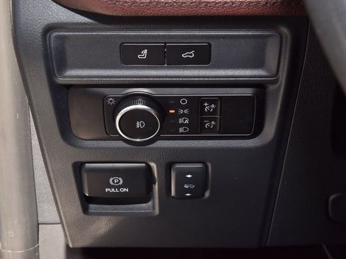 Certified 2024 Ford Expedition Max Limited image 32