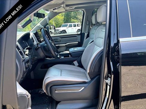 Used 2025 RAM 1500 Tungsten AWD/4WD image 25