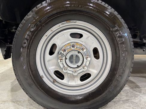 Used 2019 Ford F250 XL w/ Power Equipment Group image 26