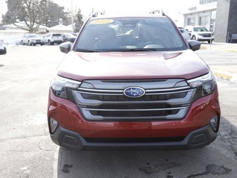 Used 2025 Subaru Forester Premium w/ Convenience Package #1 image 8