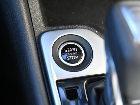 Used 2025 Nissan Sentra SV image 25