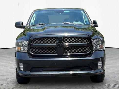 Used 2017 RAM 1500 Express w/ Black Ram 1500 Express Group AWD/4WD image 2