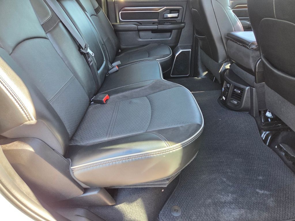 Used 2024 RAM 2500 Laramie w/ Safety Group AWD/4WD image 17