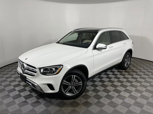 Used 2021 Mercedes-Benz GLC 300 GLC 300 4MATIC SUV image 1