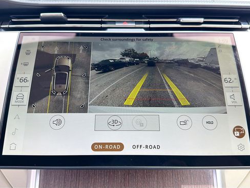 New 2026 Land Rover Range Rover SE image 34