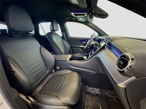 Certified 2025 Mercedes-Benz GLC 350e 4MATIC image 29