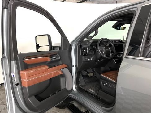 Used 2026 GMC Sierra 2500 Denali Ultimate w/ Snow Plow Prep/Camper Package AWD/4WD image 29
