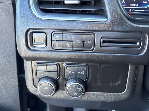 Used 2022 Chevrolet Tahoe Premier image 13