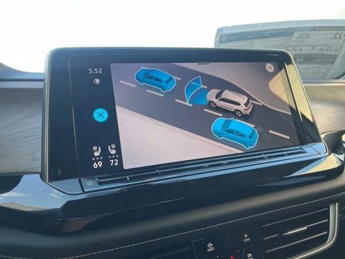 New 2026 Volkswagen Atlas SE FWD image 19