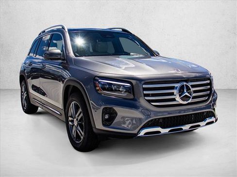 New 2026 Mercedes-Benz GLB 250 4MATIC image 3