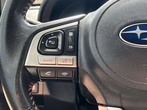 Used 2017 Subaru Crosstrek 2.0i Premium AWD/4WD image 19