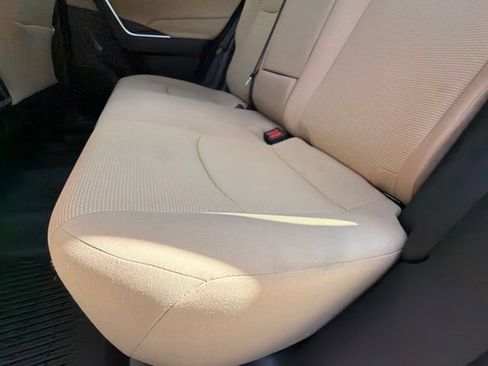 Used 2019 Toyota RAV4 LE FWD image 58