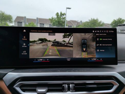 Used 2023 BMW i4 eDrive35 RWD image 19