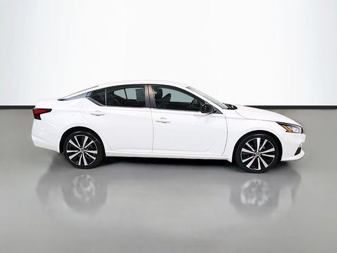 Used 2021 Nissan Altima 2.5 SR AWD/4WD image 10