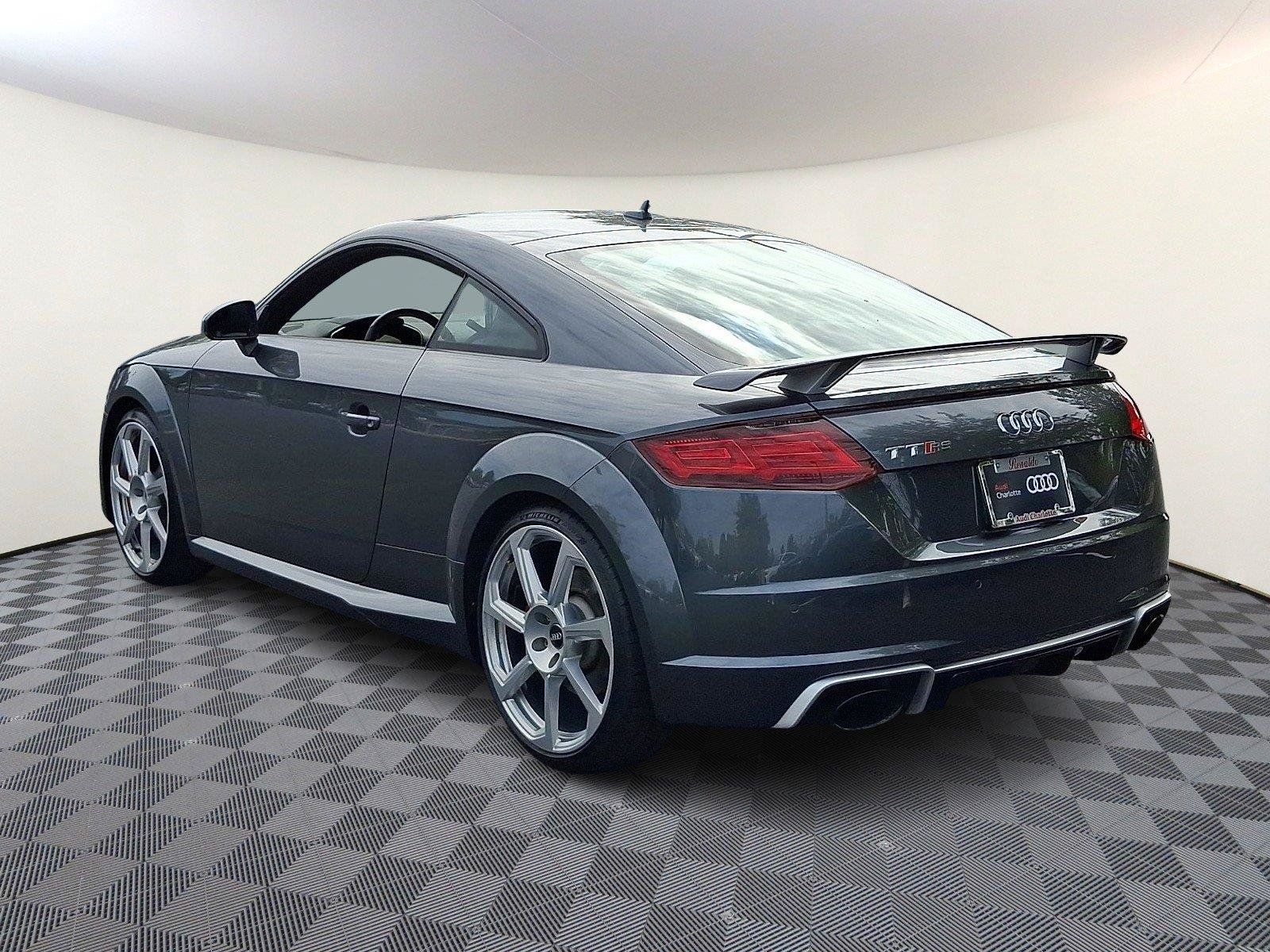 Used 2018 Audi TT RS w/ Technology Package AWD/4WD image 4