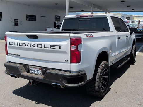Used 2021 Chevrolet Silverado 1500 LT Trail Boss w/ LT Trail Boss Premium Package AWD/4WD image 4