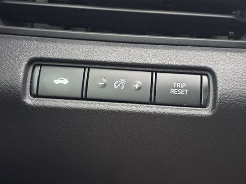 Used 2022 Nissan Altima 2.5 SR w/ Midnight Edition Package image 11