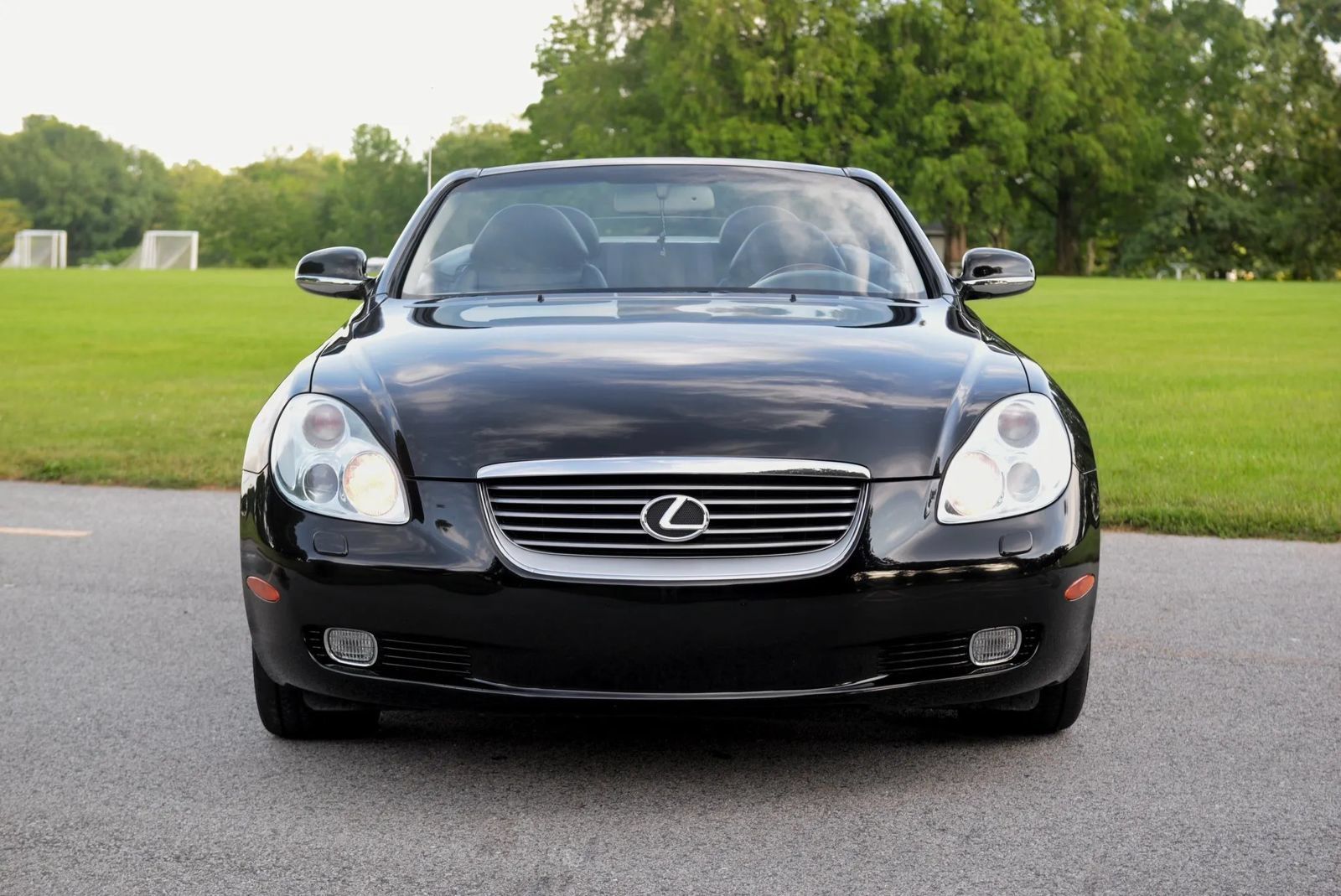 Used 2002 Lexus SC 430 Convertible RWD image 6